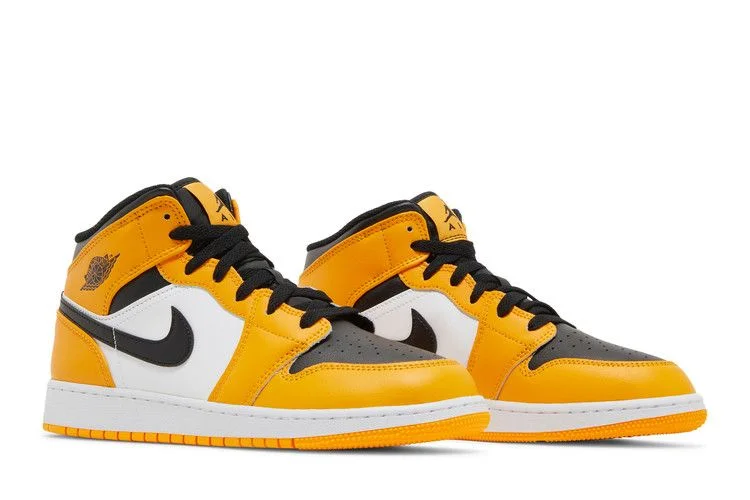 Krossovki-Air-Jordan-1-Mid-GS-Reverse-Yellow-Toe-7