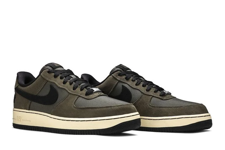 Krossovki-Undefeated-x-Nike-Air-Force-1-Low-SP-Ballistic-7