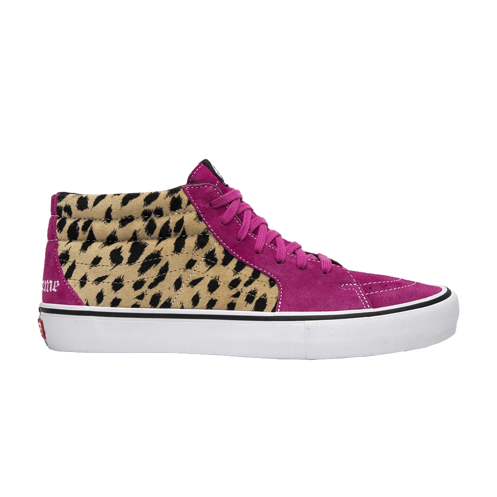 Krossovki-Supreme-x-Vans-Sk8-Mid-Pro-Cheetah-Velvet