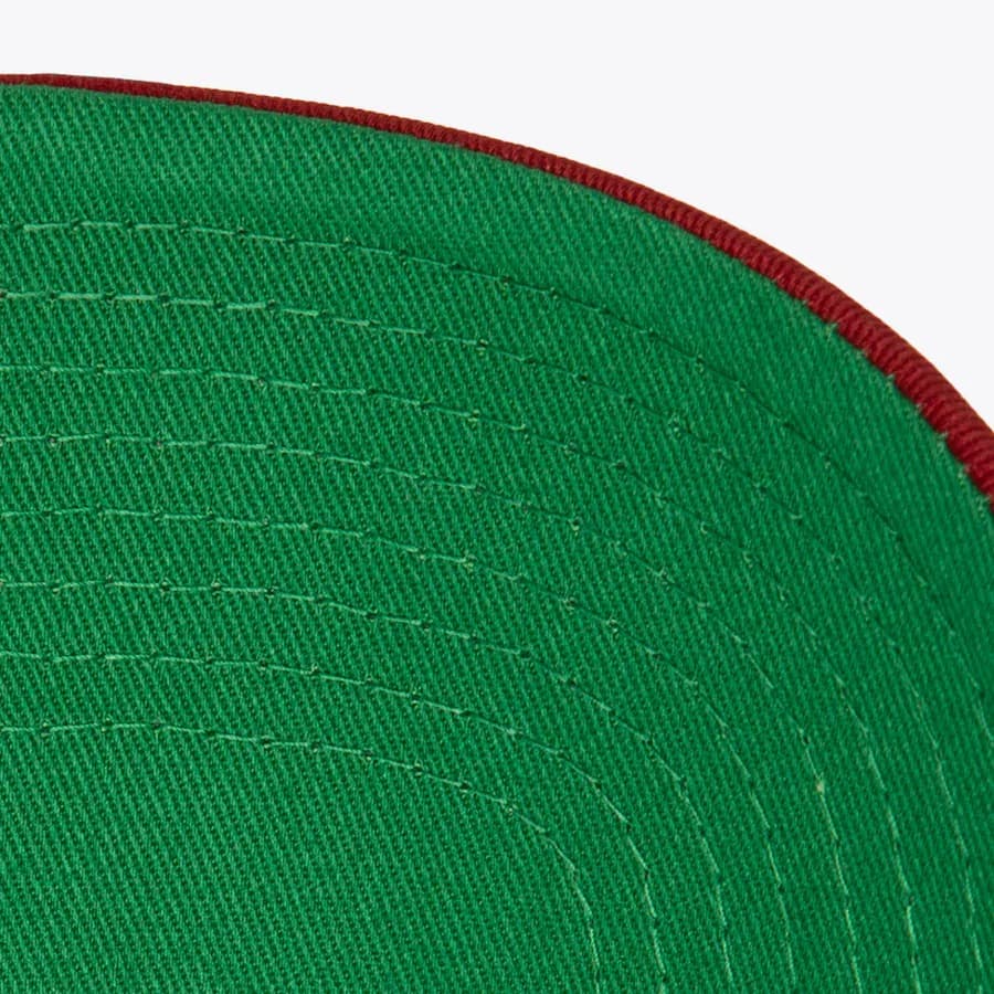 Бейсболка Mitchell & Ness Black Miami Heat Block Sweep Pro Adjustable Hat