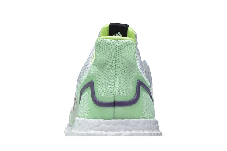 toy-story-4-x-ultraboost-19-c-buzz-lightyear-ee6657_06