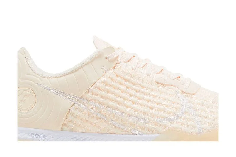 Кроссовки Nike React Gato 2 IC 'Guava Ice'