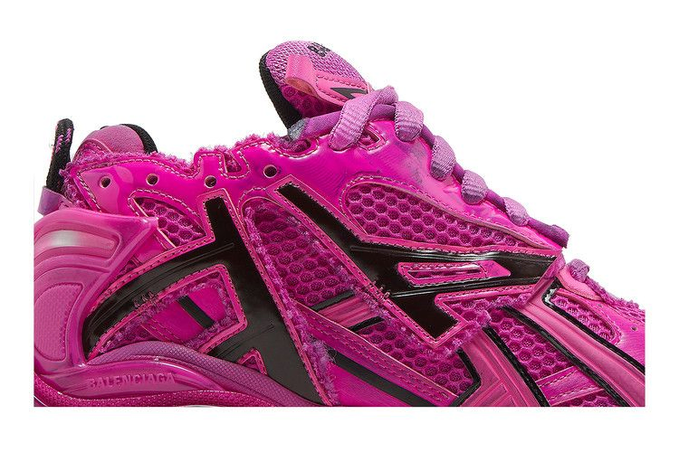 Кроссовки Balenciaga Wmns Runner Sneaker 'Dark Pink'