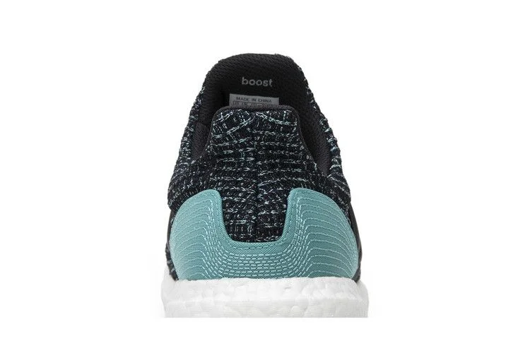 Krossovki-Parley-x-adidas-UltraBoost-4.0-6