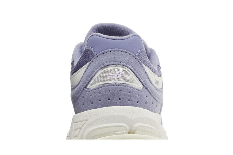 Кроссовки New Balance 2002R Big Kid 'Astral Purple'
