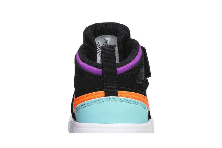Krossovki-Air-Jordan-1-Mid-ALT-TD-What-The-6