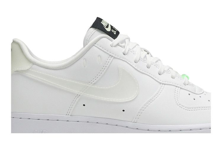 Кроссовки Wmns Air Force 1 '07 LX 'Have A Nike Day'