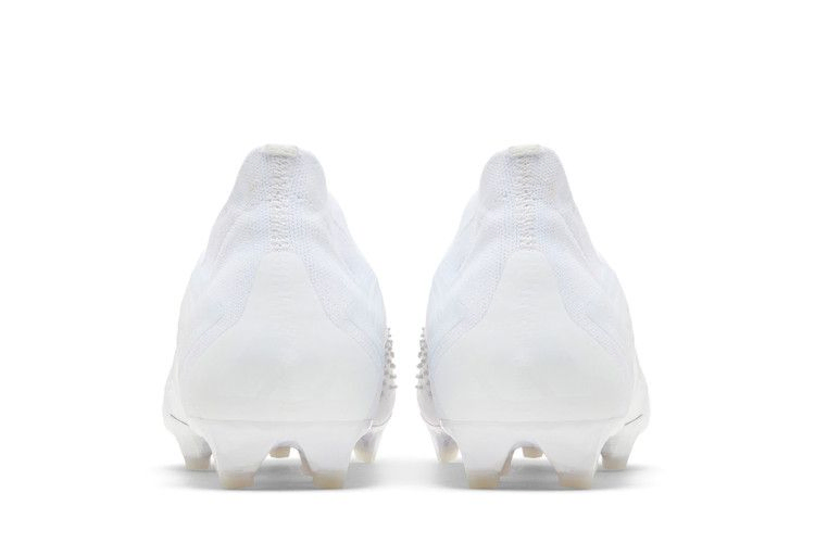 Кроссовки adidas Predator Accuracy+ FG 'Pearlized Pack'