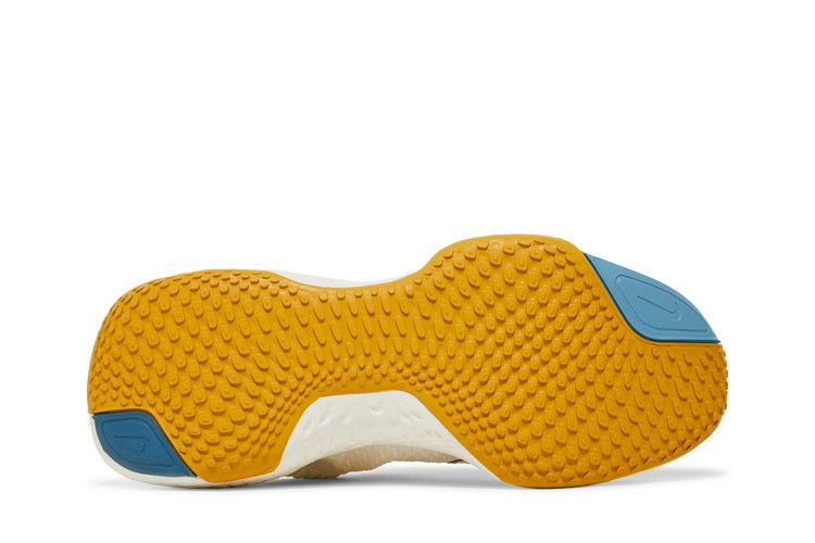 Кроссовки Nike ZoomX Invincible Run Flyknit 2 'Sail Hot Curry'