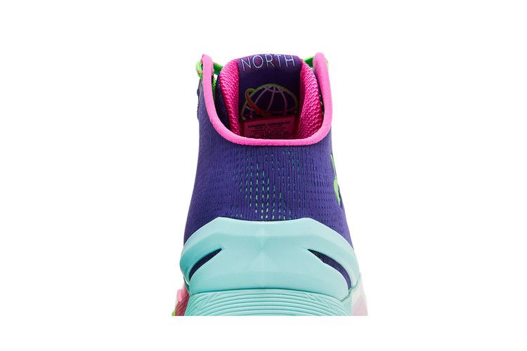 curry-2-retro-gs-northern-lights-2022-3026053-600_06
