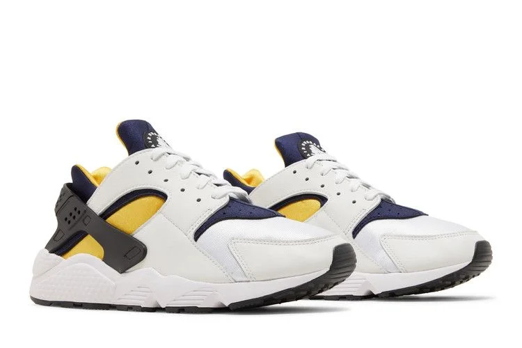 Krossovki-Nike-Air-Huarache-Michigan-7