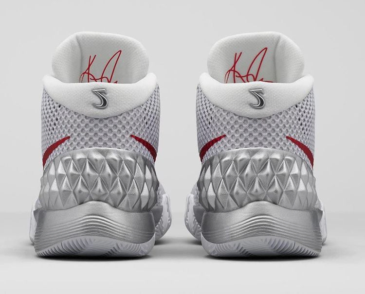 kyrie-1-opening-night-812559-160_03