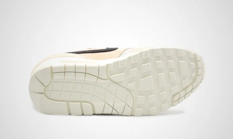 Krossovki-NikeLab-Wmns-Air-Max-1-Pinnacle-Mushroom-4