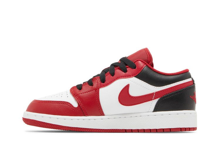 air-jordan-1-low-gs-reverse-black-toe-553560-163_02