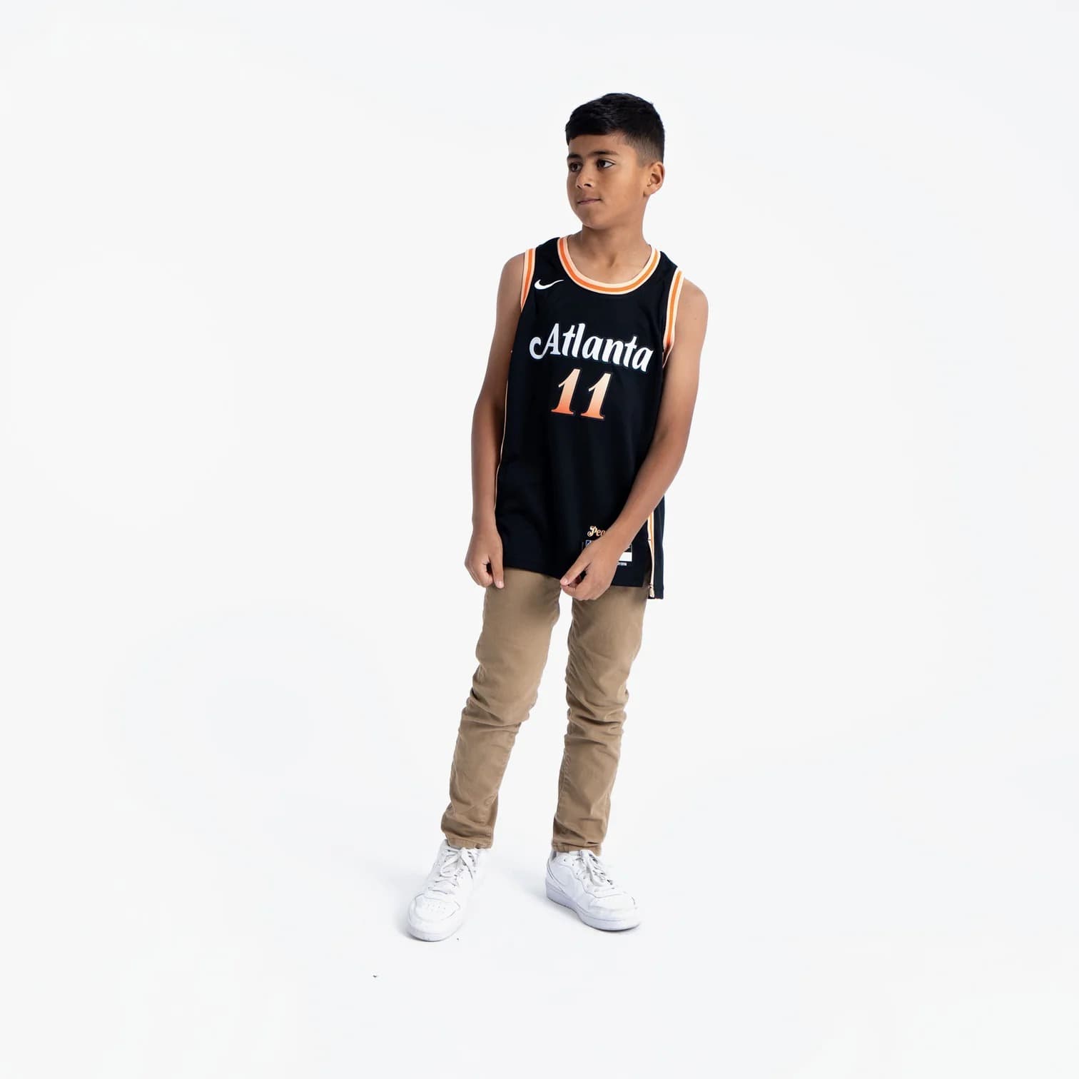 2022-23-Atlanta-Hawks-Trae-Young-11-Youth-Swingman-City-Edition-Black-Jersey-3