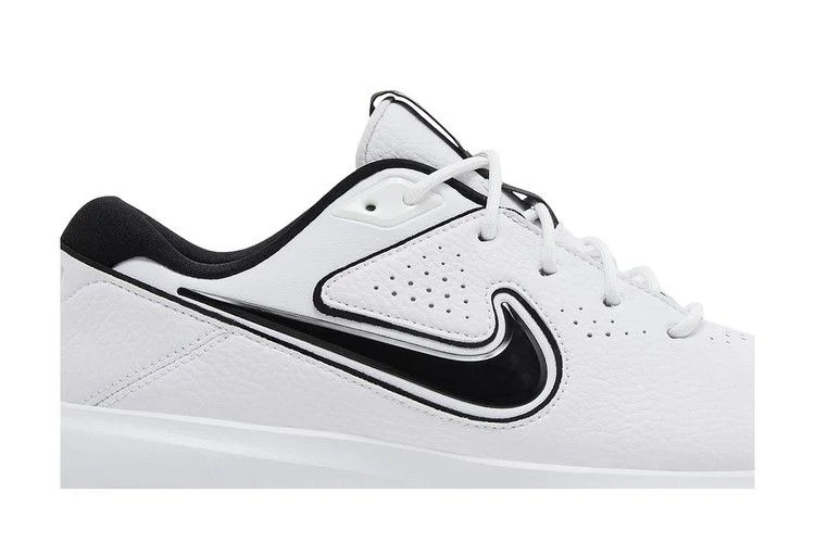 Krossovki-Nike-Victory-Pro-3-White-Black-1