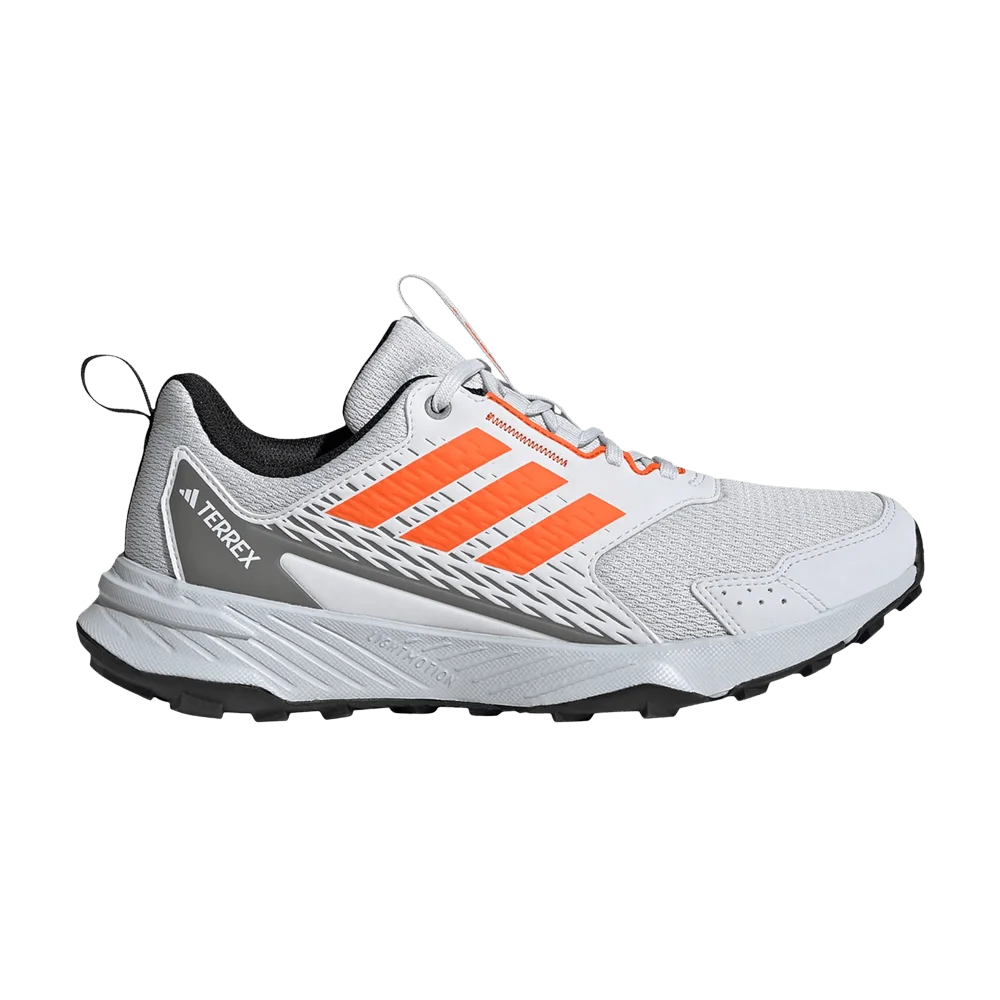 Krossovki-Adidas-Wmns-Tracefinder-Trail-Dash-Grey-Semi-Impact-Orange
