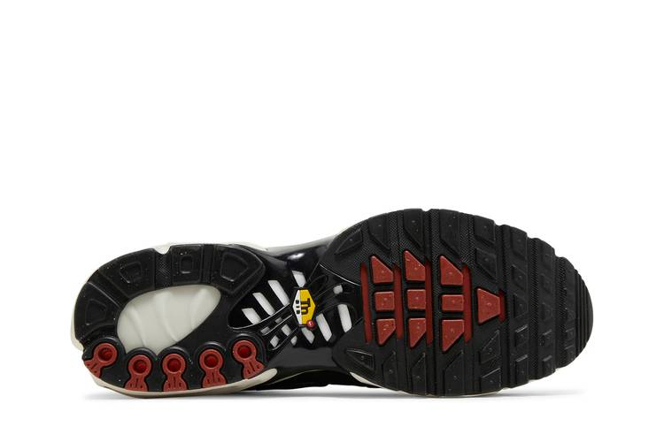 Кроссовки Nike Air Max Plus 'Black Cargo Khaki'
