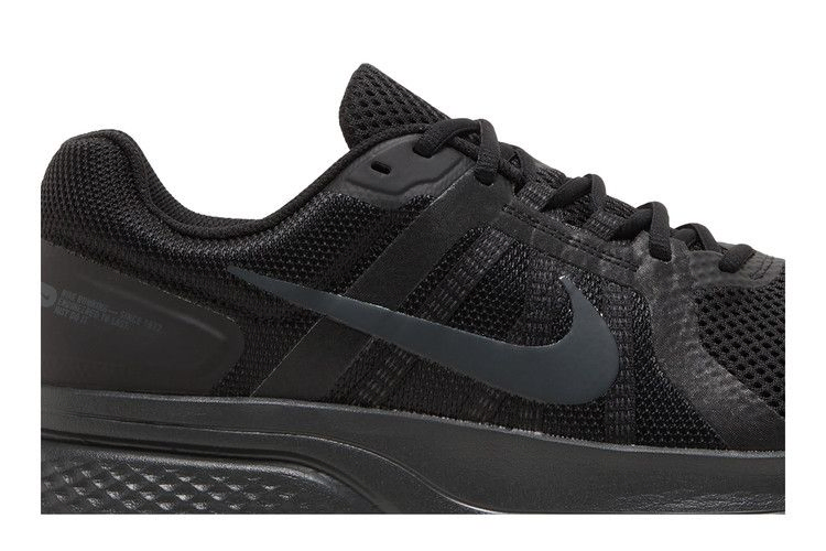 run-swift-2-black-dark-smoke-grey-cu3517-002_01