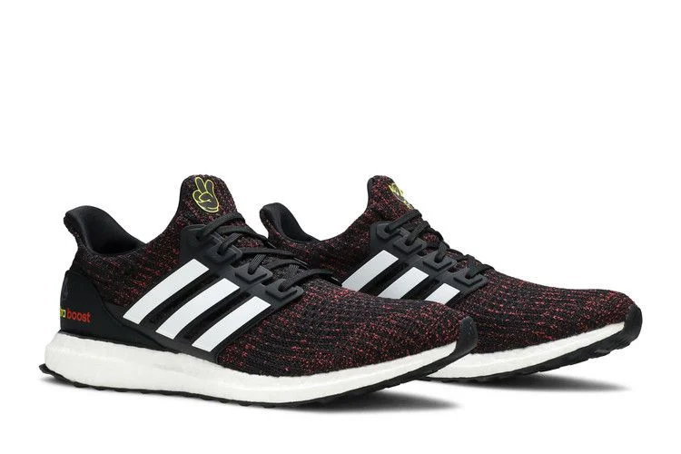 Krossovki-Mickey-Mouse-x-adidas-UltraBoost-7