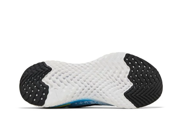 Кроссовки Nike Wmns Epic React Flyknit 2 'White Light Blue'