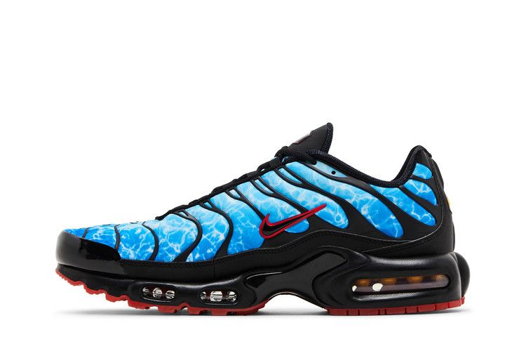 air-max-plus-shark-attack-hq3824-001_02