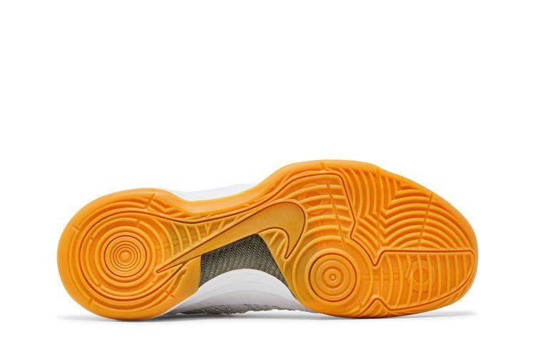 hyperdunk-undftd-sp-undftd-598471-110_03