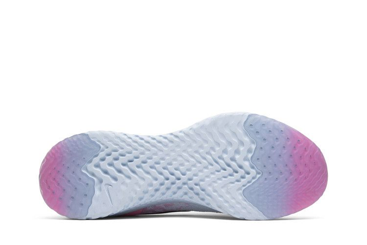 wmns-epic-react-aq0067-007_03