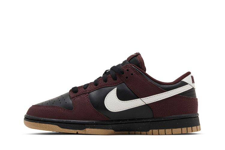 wmns-dunk-low-next-nature-burgundy-crush-black-hm9658-600_02