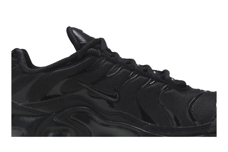 Кроссовки Nike Air Max Plus GS 'Triple Black'