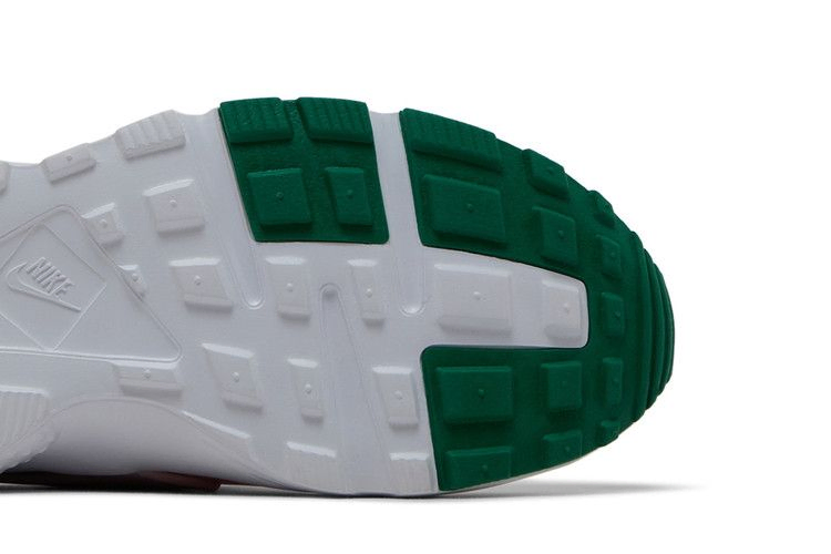 air-huarache-run-se-gs-strawberry-shortcake-dq0517-600_04