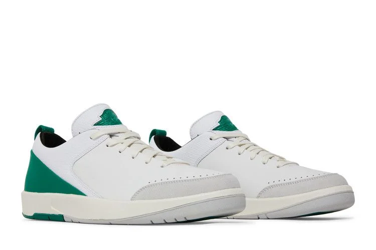 Krossovki-Nina-Chanel-Abney-x-Wmns-Air-Jordan-2-Retro-Low-SE-7