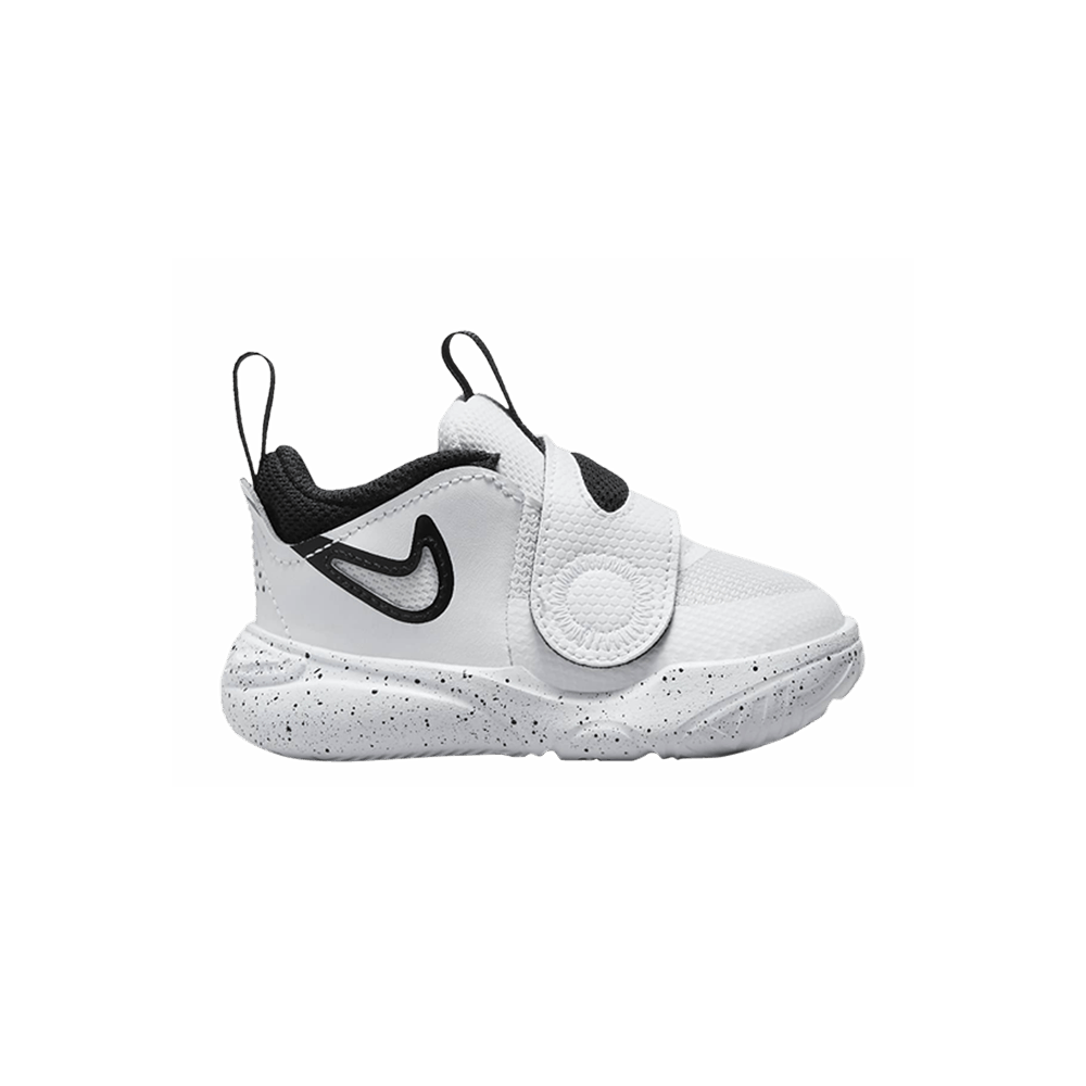 Кроссовки Nike Team Hustle D11 TD 'White Black'