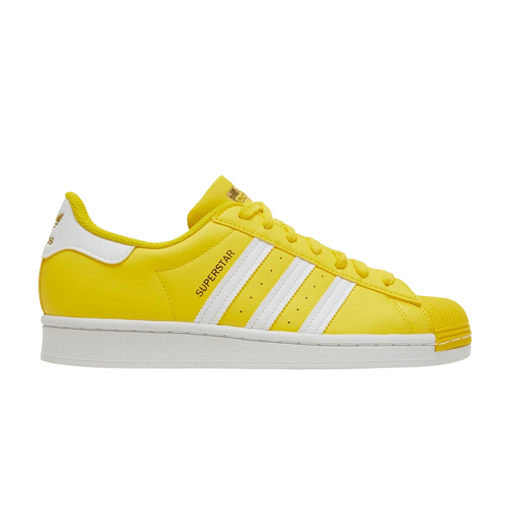 Krossovki-Adidas-Superstar-Yellow-Cloud-White