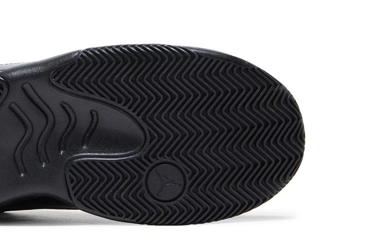 jordan-max-aura-2-gs-triple-black-cn8094-005_04