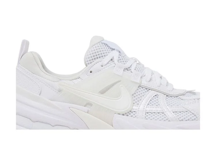Кроссовки Nike Wmns V2K Run 'Triple White'