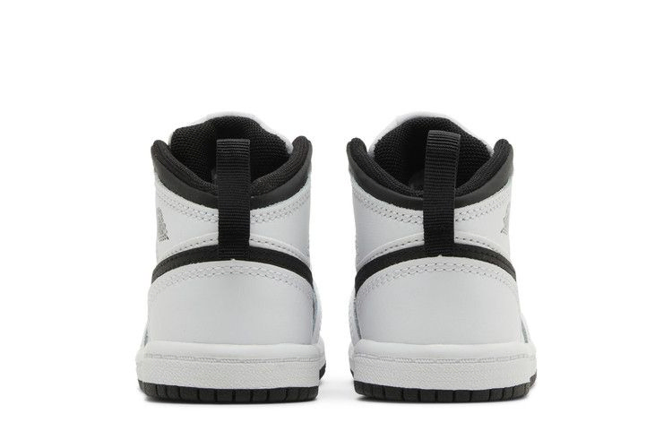 air-jordan-1-mid-td-white-black-dq8425-132_05