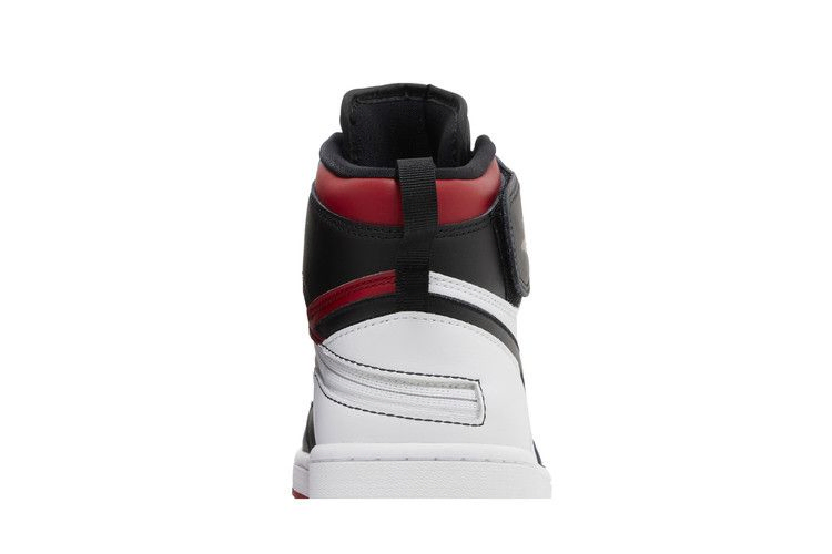 Кроссовки Air Jordan 1 High FlyEase 'Gym Red Black Toe'