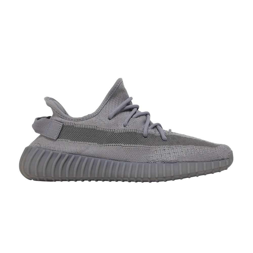 Krossovki-adidas-Yeezy-Boost-350-V2-Steel-Grey
