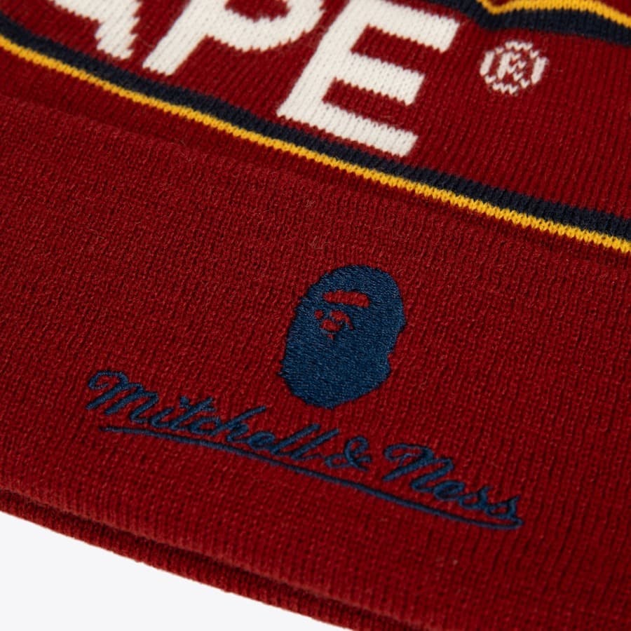 Шапка Mitchell & Ness x Bape Red Florida Panthers Cuffed Knit Pom Hat