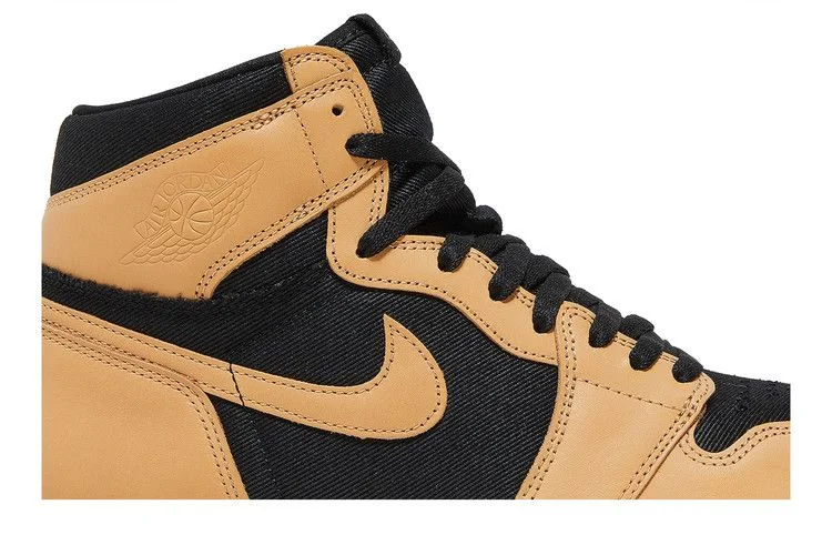 Кроссовки Air Jordan 1 Retro High OG 'Heirloom'