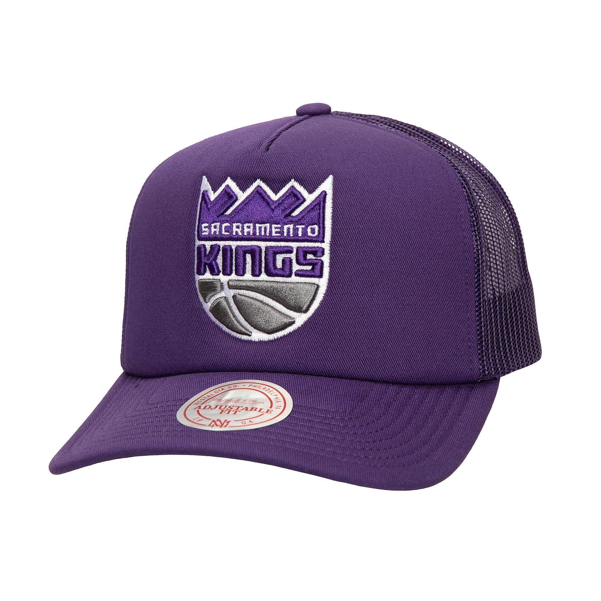 Бейсболка Mitchell & Ness Evergreen Trucker Snapback Sacramento Kings