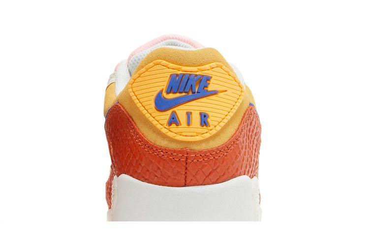 Кроссовки Nike Wmns Air Max 90 'Campfire Orange'
