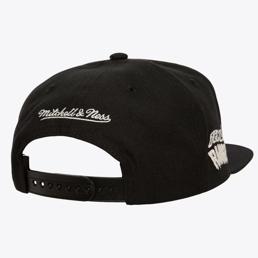 Бейсболка Mitchell & Ness Black Texas Rangers Snapback Hat