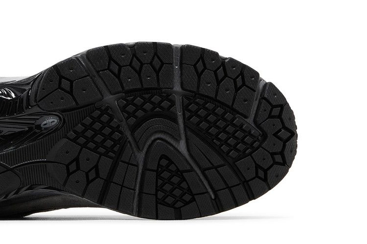 Кроссовки New Balance 2002R 'Castlerock Shadow Black'