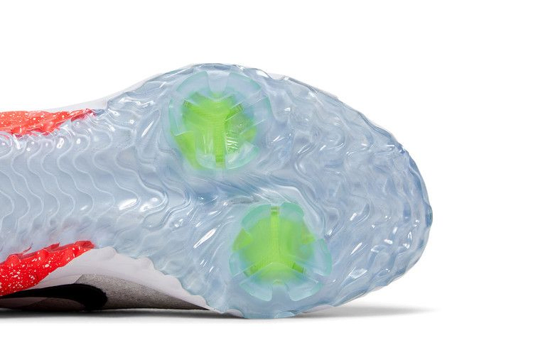 Кроссовки Nike Air Zoom Infinity Tour 'White Infrared'