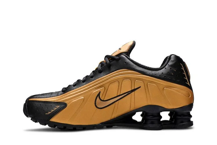 Кроссовки Nike Shox R4 'Metallic Gold'