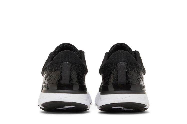 Кроссовки Nike Wmns React Infinity Run Flyknit 3 'Black White'