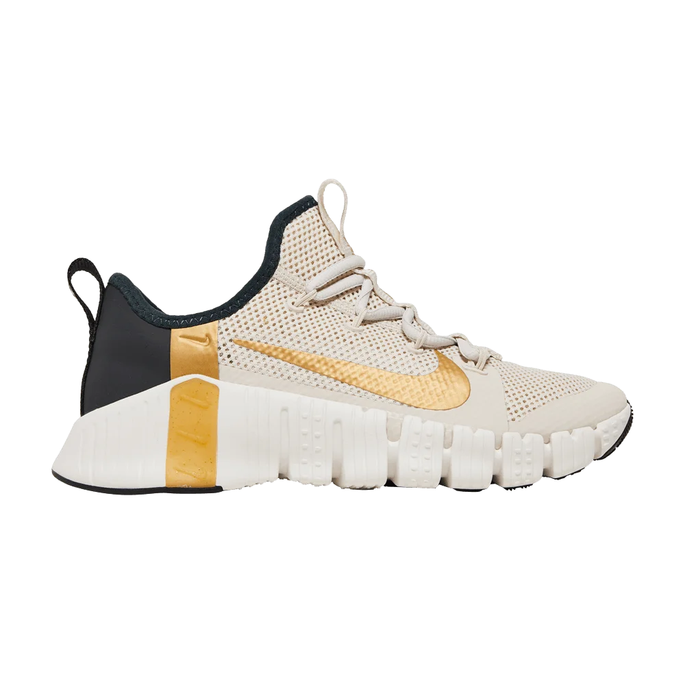Krossovki-Nike-Wmns-Free-Metcon-3-Light-Orewood-Brown