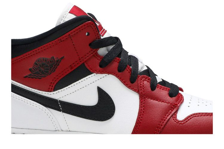 Кроссовки Air Jordan 1 Mid GS 'Chicago'